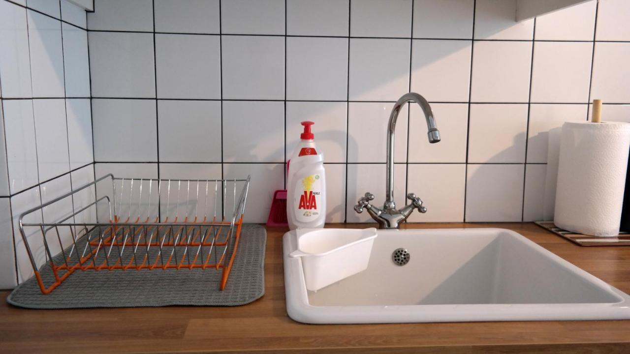 Apartament Flat In The Heart Of Koukaki Under Acropolis Ateny Zewnętrze zdjęcie